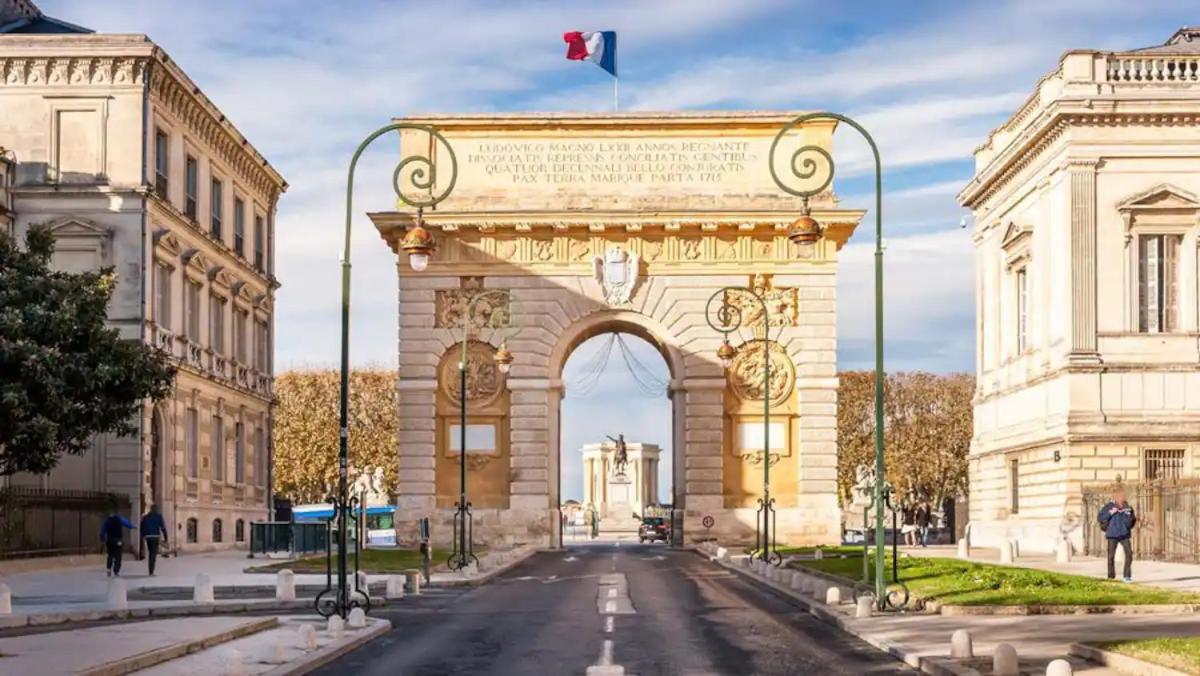 Magnifique 2 Pieces - Plein Centre - Tram 1 Min Apartment Montpellier Ngoại thất bức ảnh