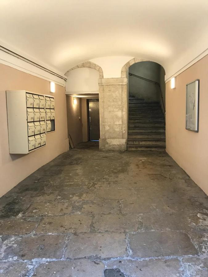 Magnifique 2 Pieces - Plein Centre - Tram 1 Min Apartment Montpellier Ngoại thất bức ảnh