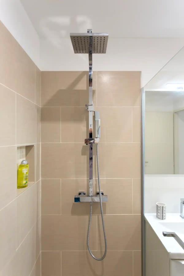 Magnifique 2 Pieces - Plein Centre - Tram 1 Min Apartment Montpellier Ngoại thất bức ảnh